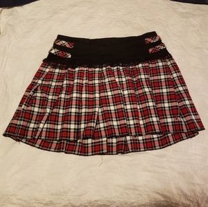 Tripp NYC red and black plaid school girl skirt 14